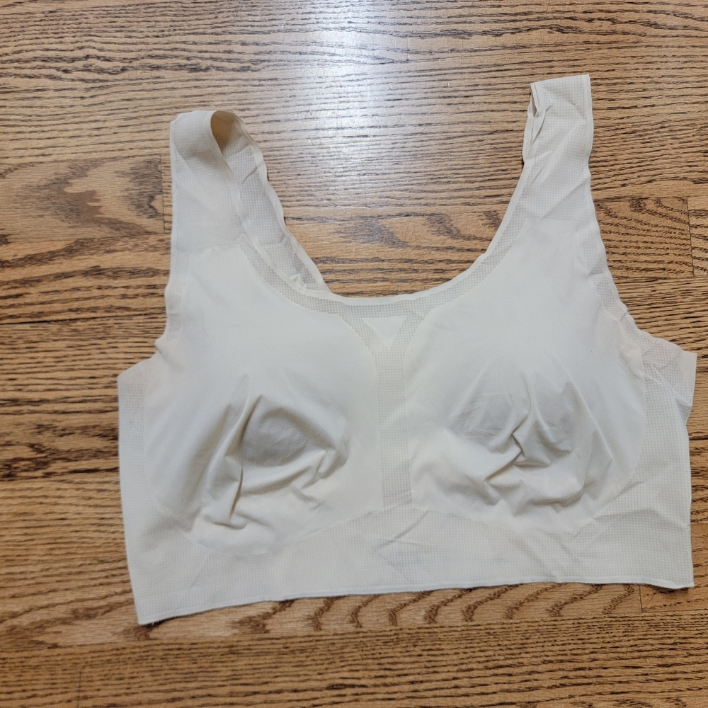 Bali Comfort Seamless Cream Bra